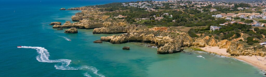 Vista aerea sobre Albufeira, Algarve, Portugal